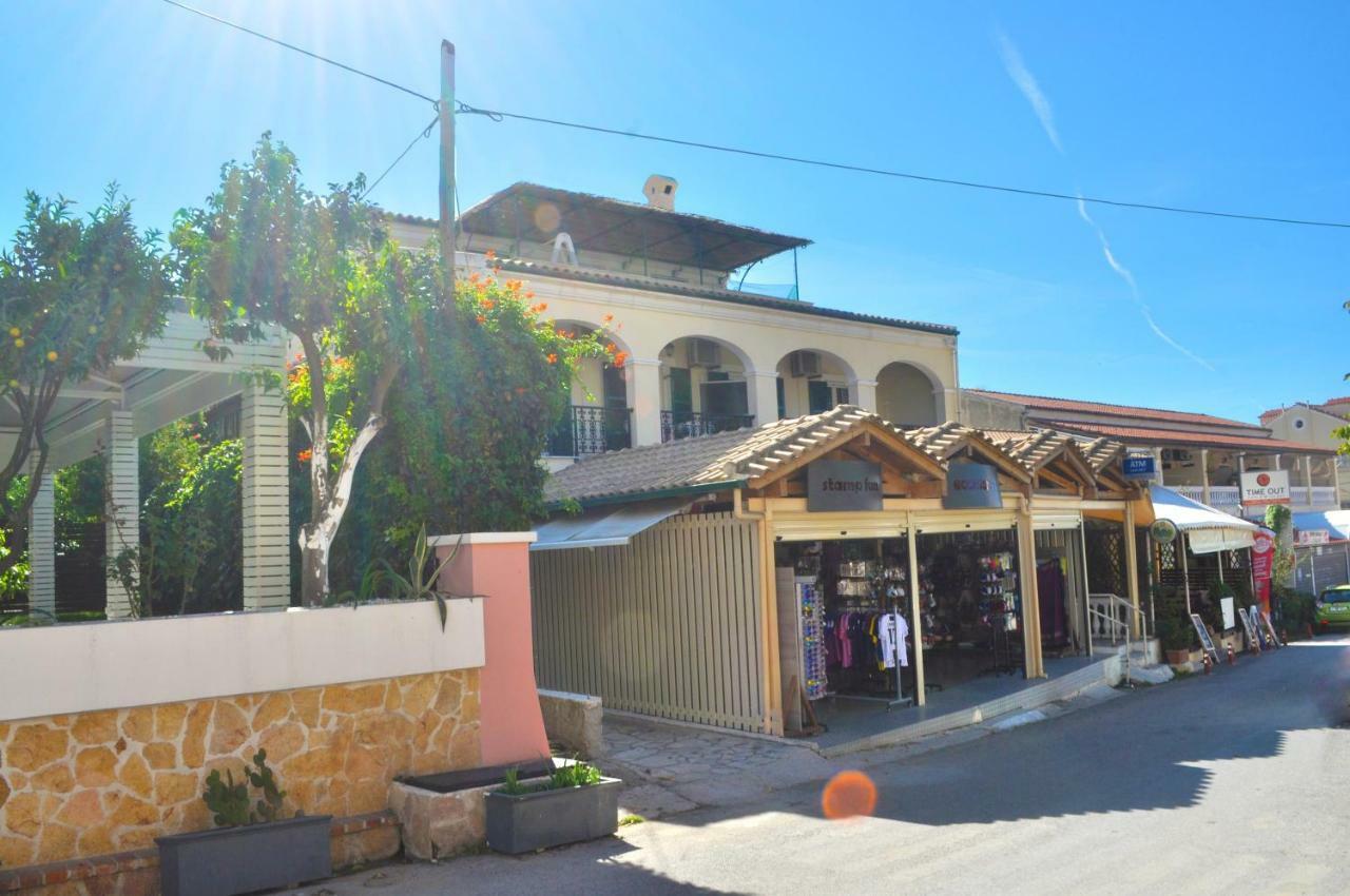 Holiday Studio Apartments Yannis On Agios Gordios Beach In Corfu Exterior photo
